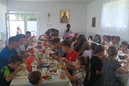 Activităţi de vară pentru copii, la Mănăstirea Cârlomăneşti – fotografia 20