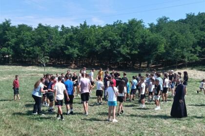 Activităţi de vară pentru copii, la Mănăstirea Cârlomăneşti – fotografia 23