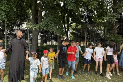 Eveniment recreativ-educativ pentru tineret la Parohia „Sf. Spiridon” din Galaţi – fotografia 25