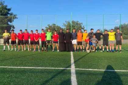 Activităţi sportive pentru tineri, în Parohia Umbrăreşti I – fotografia 3