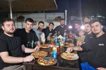 Activităţi sportive pentru tineri, în Parohia Umbrăreşti I – fotografia 8
