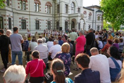 Manifestări cultural-artistice şi educative de Ziua Copilului, la Muzeul eparhial din Galaţi – fotografia 1