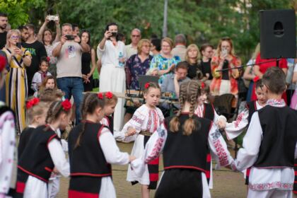 Manifestări cultural-artistice şi educative de Ziua Copilului, la Muzeul eparhial din Galaţi – fotografia 24