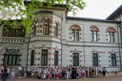 Manifestări cultural-artistice şi educative de Ziua Copilului, la Muzeul eparhial din Galaţi – fotografia 60