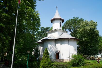 Curs festiv şi revedere după zece ani la Seminarul Teologic „Sf. Andrei” – fotografia 1