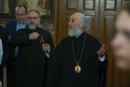 Curs festiv şi revedere după zece ani la Seminarul Teologic „Sf. Andrei” – fotografia 13