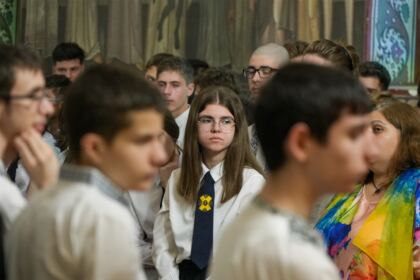 Curs festiv şi revedere după zece ani la Seminarul Teologic „Sf. Andrei” – fotografia 17