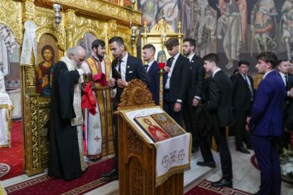 Curs festiv şi revedere după zece ani la Seminarul Teologic „Sf. Andrei” – fotografia 26