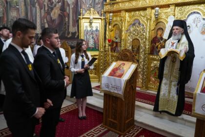 Curs festiv şi revedere după zece ani la Seminarul Teologic „Sf. Andrei” – fotografia 35