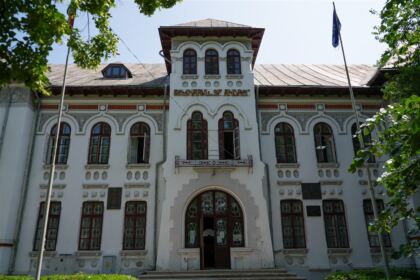 Curs festiv şi revedere după zece ani la Seminarul Teologic „Sf. Andrei” – fotografia 42