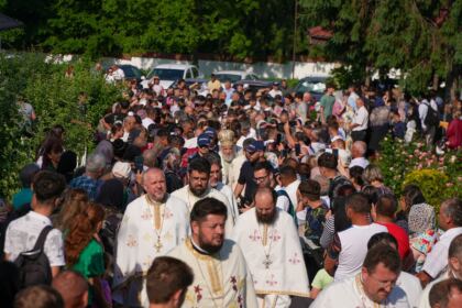 Sărbătoarea tinerilor la Mănăstirea Buciumeni – fotografia 6