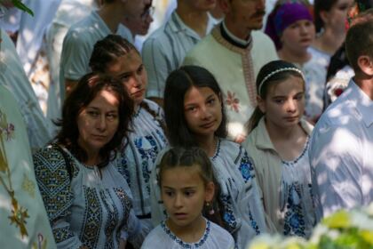 Sărbătoarea tinerilor la Mănăstirea Buciumeni – fotografia 27