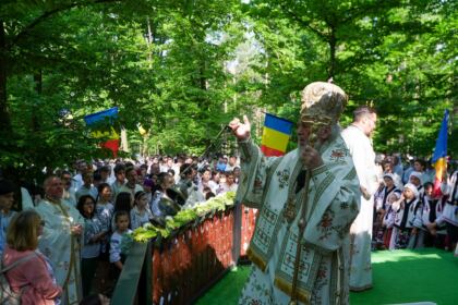 Sărbătoarea tinerilor la Mănăstirea Buciumeni – fotografia 29