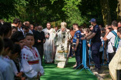 Sărbătoarea tinerilor la Mănăstirea Buciumeni – fotografia 31