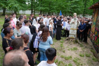 Sărbătoarea tinerilor la Mănăstirea Buciumeni – fotografia 59