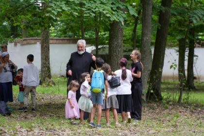 Sărbătoarea tinerilor la Mănăstirea Buciumeni – fotografia 82
