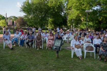 Recunoştinţă, apreciere şi răsplătire la sfârşit de an şcolar pentru elevii seminarişti gălăţeni şi pentru profesorii lor – fotografia 13