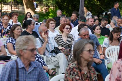 Recunoştinţă, apreciere şi răsplătire la sfârşit de an şcolar pentru elevii seminarişti gălăţeni şi pentru profesorii lor – fotografia 16