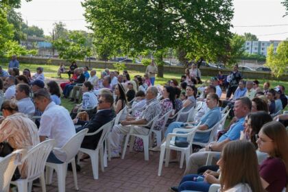 Recunoştinţă, apreciere şi răsplătire la sfârşit de an şcolar pentru elevii seminarişti gălăţeni şi pentru profesorii lor – fotografia 22
