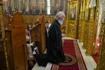 Serbare de sfârşit de an pentru clasele primare de la Seminarul Teologic „Sfântul Apostol Andrei“ din Galaţi – fotografia 20