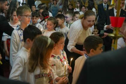 Serbare de sfârşit de an pentru clasele primare de la Seminarul Teologic „Sfântul Apostol Andrei“ din Galaţi – fotografia 35