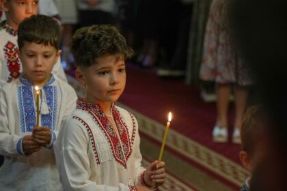 Serbare de sfârşit de an pentru clasele primare de la Seminarul Teologic „Sfântul Apostol Andrei“ din Galaţi – fotografia 36