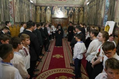 Serbare de sfârşit de an pentru clasele primare de la Seminarul Teologic „Sfântul Apostol Andrei“ din Galaţi – fotografia 42