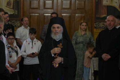 Serbare de sfârşit de an pentru clasele primare de la Seminarul Teologic „Sfântul Apostol Andrei“ din Galaţi – fotografia 43