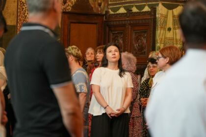 Slujire arhierească şi comuniune cu familiile afectate de incendii, la Galaţi – fotografia 10