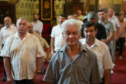 Slujire arhierească şi comuniune cu familiile afectate de incendii, la Galaţi – fotografia 18