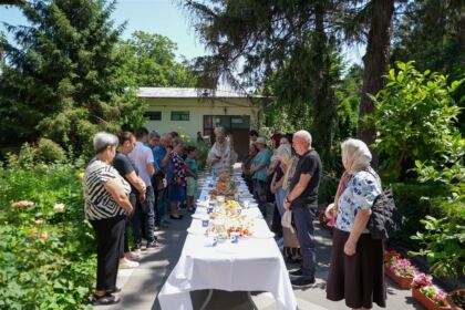 Slujire arhierească şi comuniune cu familiile afectate de incendii, la Galaţi – fotografia 36