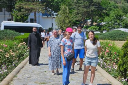 Ziua de prăznuire a Sfinţilor Apostoli Petru şi Pavel în Arhiepiscopia Dunării de Jos – fotografia 5
