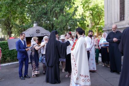 Ziua de prăznuire a Sfinţilor Apostoli Petru şi Pavel în Arhiepiscopia Dunării de Jos – fotografia 11