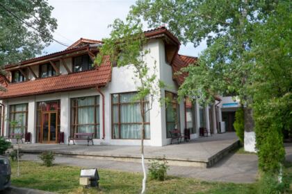 Adunarea Generală a Federaţiei Filantropia, în Arhiepiscopia Dunării de Jos – fotografia 2