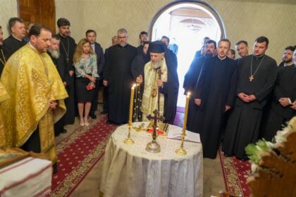 Adunarea Generală a Federaţiei Filantropia, în Arhiepiscopia Dunării de Jos – fotografia 14