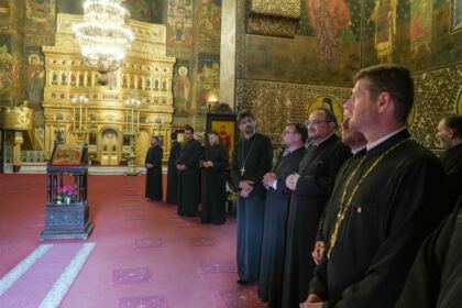 În Arhiepiscopia Dunării de Jos au continuat lucrările Adunării Generale a Federaţiei Filantropia – fotografia 18