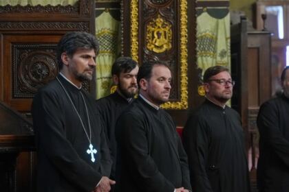 În Arhiepiscopia Dunării de Jos au continuat lucrările Adunării Generale a Federaţiei Filantropia – fotografia 23