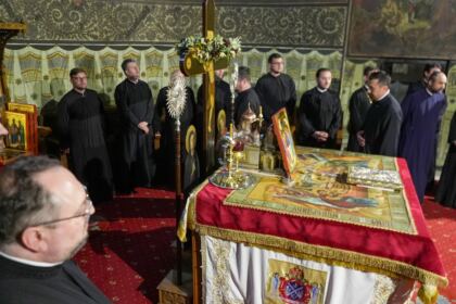 În Arhiepiscopia Dunării de Jos au continuat lucrările Adunării Generale a Federaţiei Filantropia – fotografia 25