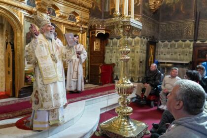 Duminica videcării slăbănogului de la Vitezda, la Catedrala arhiepiscopală – fotografia 45