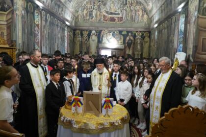 Simpozion pentru Episcopul Melchisedec Ştefănescu, la Seminarul Teologic din Galaţi – fotografia 29