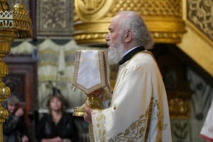 Duminica vindecării orbului din naştere la Catedrala arhiepiscopală din Galaţi – fotografia 9