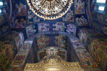 Duminica vindecării orbului din naştere la Catedrala arhiepiscopală din Galaţi – fotografia 20
