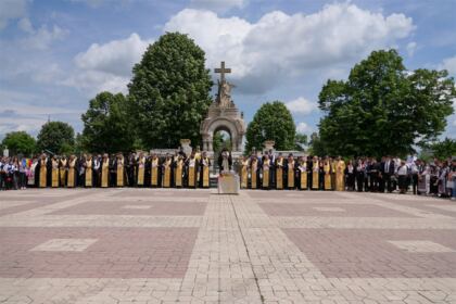 Ziua Eroilor în Arhiepiscopia Dunării de Jos – fotografia 40