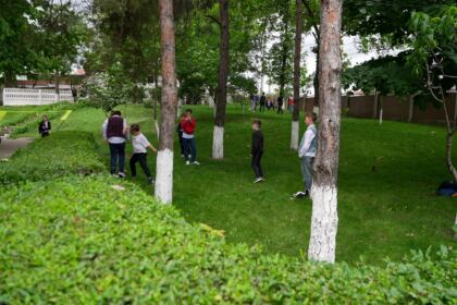Activităţi de Ziua Internaţională a Copilului, la Aşezământul „Sf. Vasile cel Mare” – fotografia 40