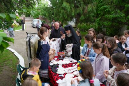 Activităţi de Ziua Internaţională a Copilului, la Aşezământul „Sf. Vasile cel Mare” – fotografia 47