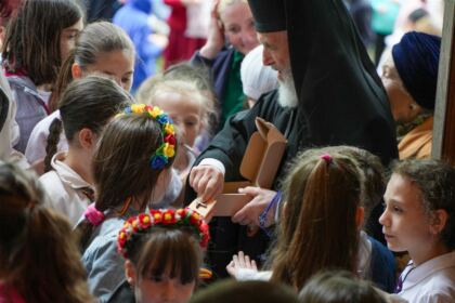 Activităţi de Ziua Internaţională a Copilului, la Aşezământul „Sf. Vasile cel Mare” – fotografia 64