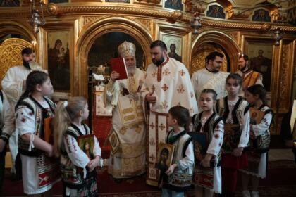 Duminica Ortodoxiei sărbătorită în Arhiepiscopia Dunării de Jos – fotografia 32