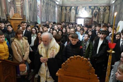 Etapa judeţeană a Olimpiadei de Religie în Galaţi şi Brăila – fotografia 13