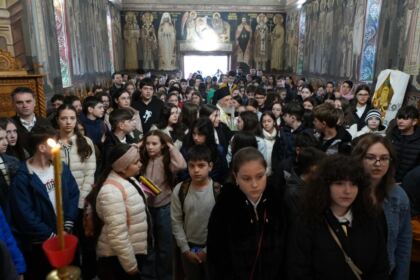 Etapa judeţeană a Olimpiadei de Religie în Galaţi şi Brăila – fotografia 28