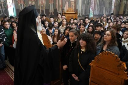 Etapa judeţeană a Olimpiadei de Religie în Galaţi şi Brăila – fotografia 32